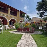 Eleni Apartments